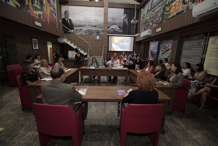 Mulheres-unidas-contra-violencia